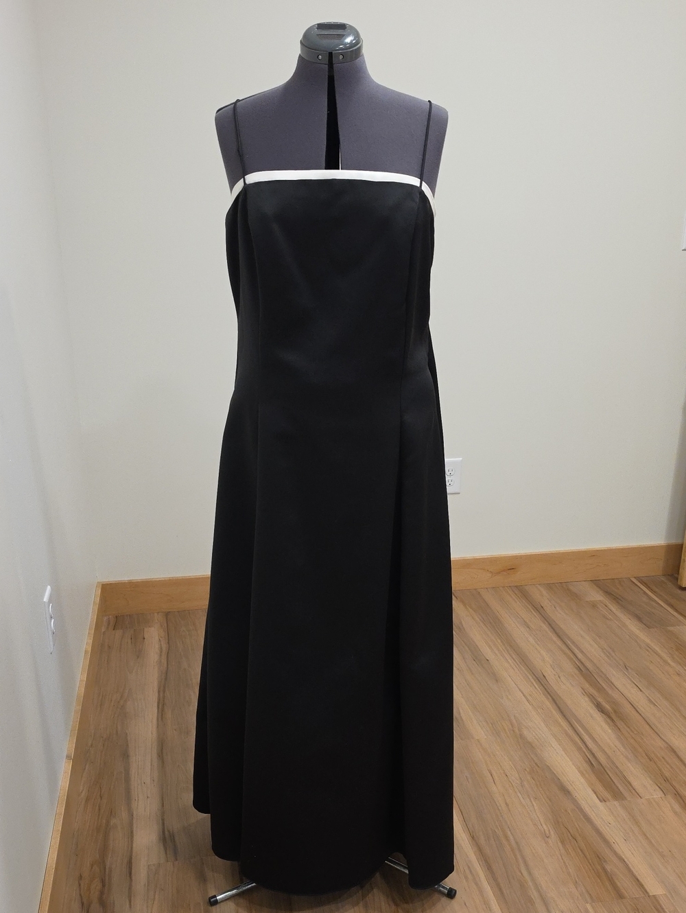 Betsy & Adam Black Spaghetti Strap Gown with White Accent